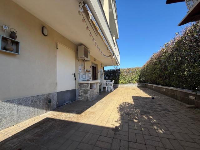 Appartamento in vendita di 100 m² in Via Giovanni Pascoli