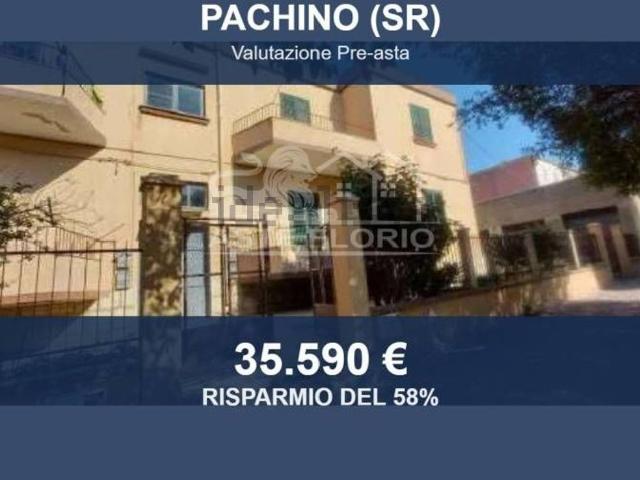 Appartamento in vendita di 100 m² in Via Giovanni Pascoli, 17