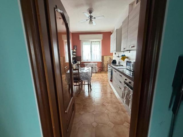 Appartamento in vendita di 100 m² in Via Giovanni Verga, 10