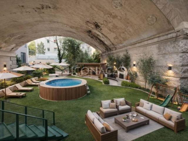 Appartamento in vendita di 100 m² in Via Girolamo Santacroce, 44