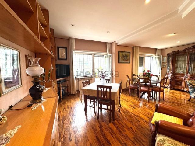 Appartamento in vendita di 100 m² in Via Girolamo Vitelli
