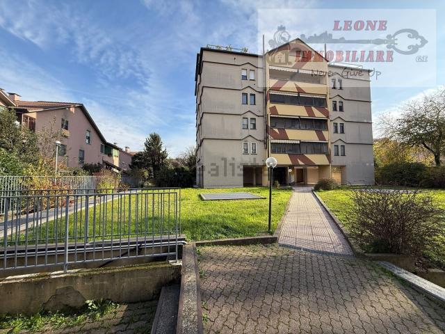 Appartamento in vendita di 100 m² in Via Gratosoglio, 102