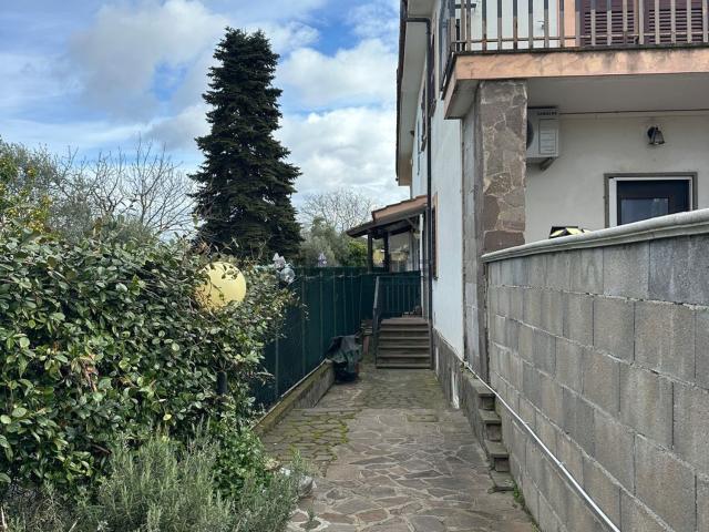 Appartamento in vendita di 100 m² in Via Grazzanise