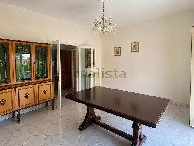 Appartamento in vendita di 100 m² in Via Gregorio Antonelli