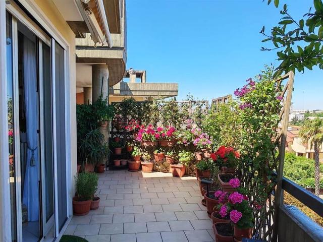 Appartamento in vendita di 100 m² in Via Grotte