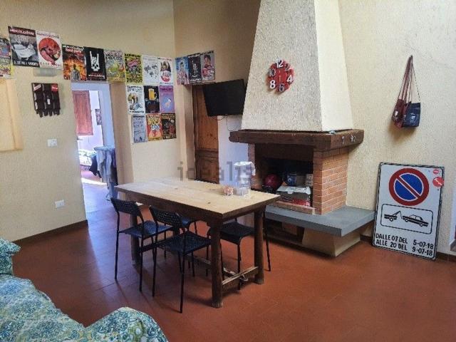 Appartamento in vendita di 100 m² in Via Guardabassi
