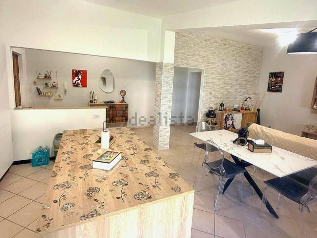 Appartamento in vendita di 100 m² in Via Guglielmo Marconi, 10