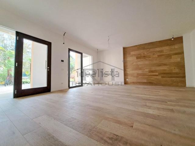 Appartamento in vendita di 100 m² in Via Guglielmo Marconi