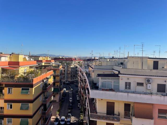 Appartamento in vendita di 100 m² in Via Guido Castelnuovo