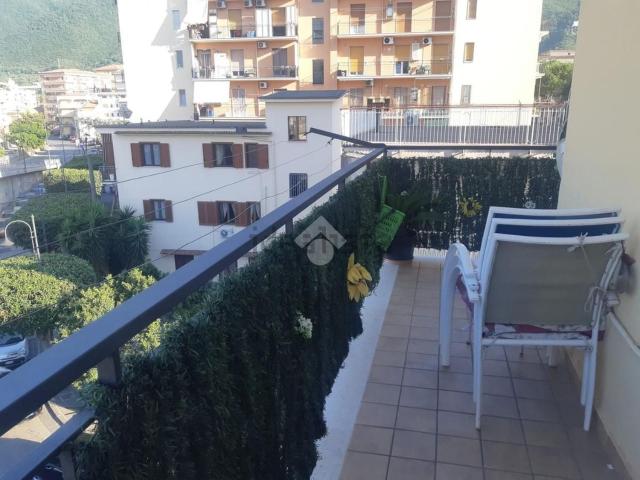 Appartamento in vendita di 100 m² in Via Domenicantonio Siniscalchi, 59