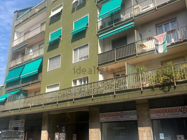 Appartamento in vendita di 100 m² in Via Don Carlo Colnaghi, 14