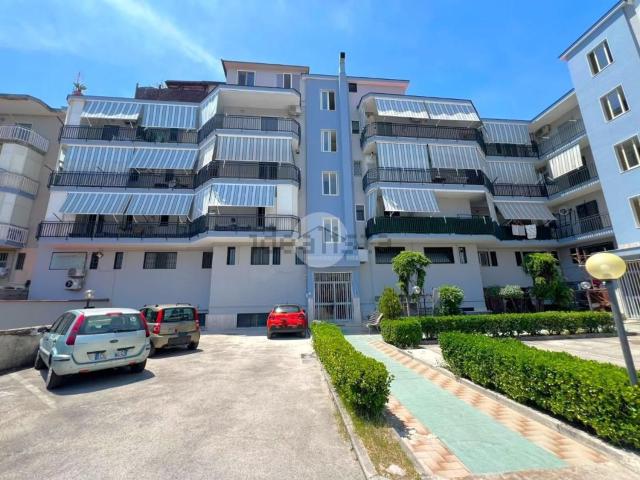 Appartamento in vendita di 100 m² in Via Don Luigi Sturzo, 104