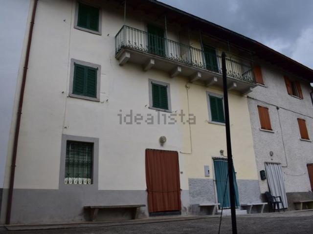 Appartamento in vendita di 100 m² in Via Don Locatelli