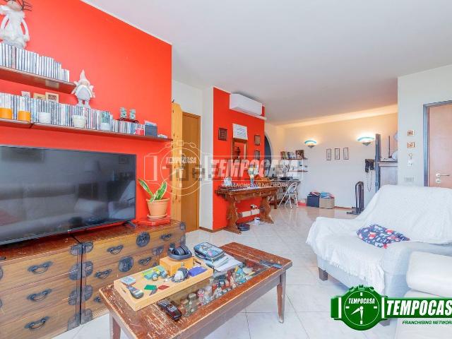 Appartamento in vendita di 100 m² in Via don Primo Mazzolari