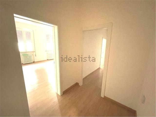 Appartamento in vendita di 100 m² in Via Dosso Dossi, 15