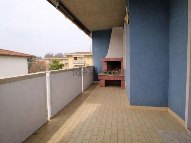 Appartamento in vendita di 100 m² in Via Dossobuono, 44
