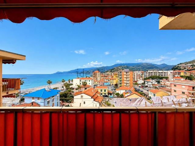 Appartamento in vendita di 100 m² in Via Dante Alighieri, 43