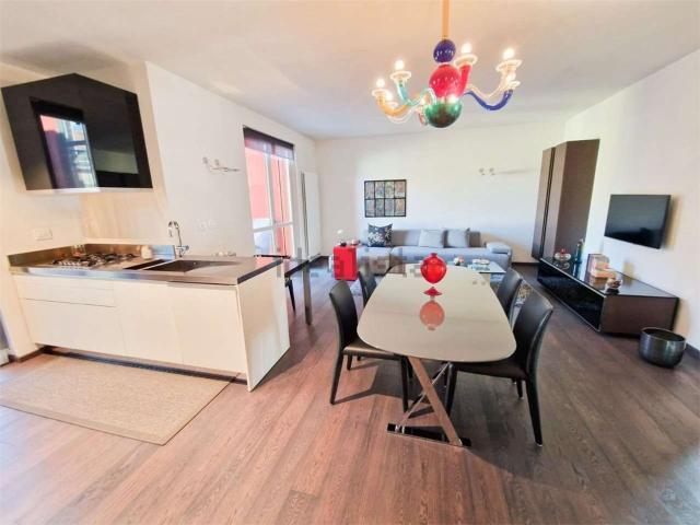 Appartamento in vendita di 100 m² in Via de Angeli