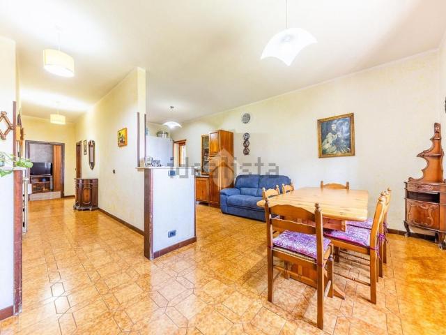 Appartamento in vendita di 100 m² in Via degli Amarilli, 13