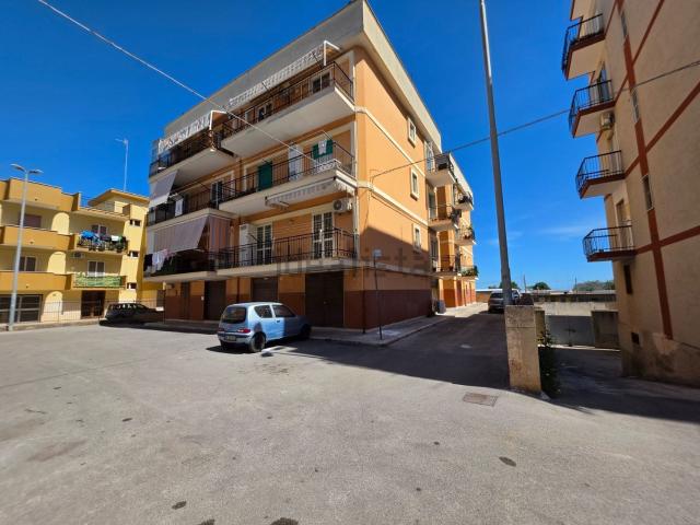 Appartamento in vendita di 100 m² in Via degli Esportatori, 15