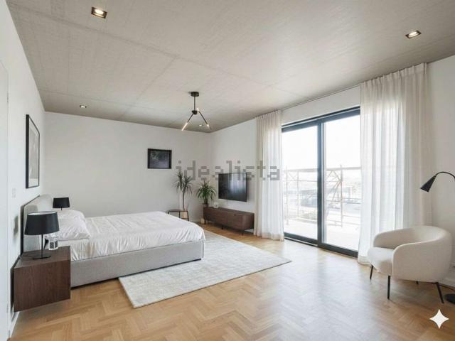 Appartamento in vendita di 100 m² in Via degli Orbini