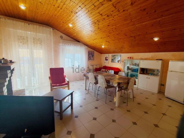 Appartamento in vendita di 100 m² in Via dei Marrucini, 3