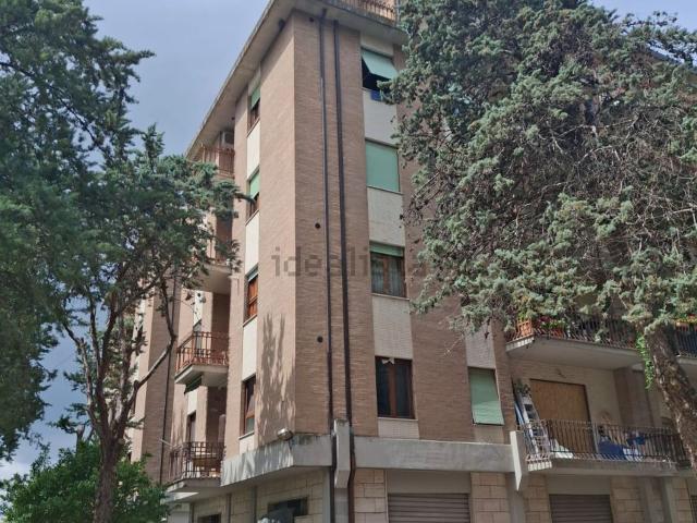 Appartamento in vendita di 100 m² in Via dei Martiri, 12