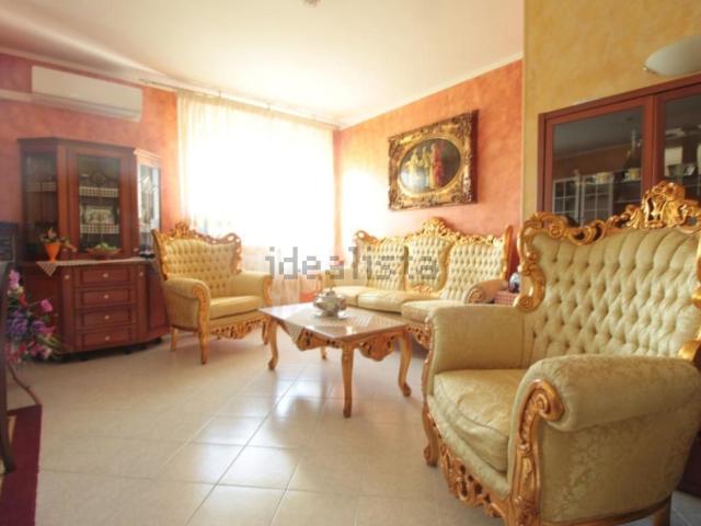 Appartamento in vendita di 100 m² in Via dei Castagni, 118
