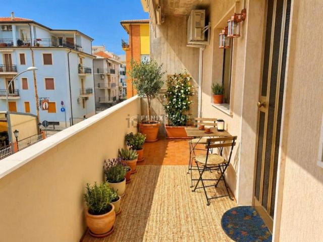Appartamento in vendita di 100 m² in Via dei Laureati, 62