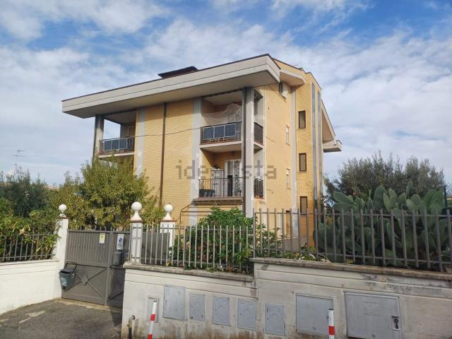 Appartamento in vendita di 100 m² in Via dei Lillà