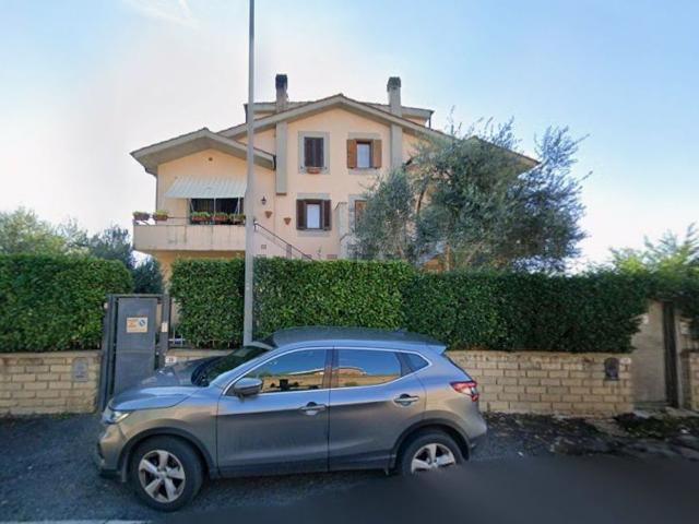 Appartamento in vendita di 100 m² in Via dei Partigiani