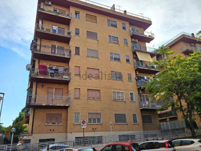 Appartamento in vendita di 100 m² in Via dei Platani