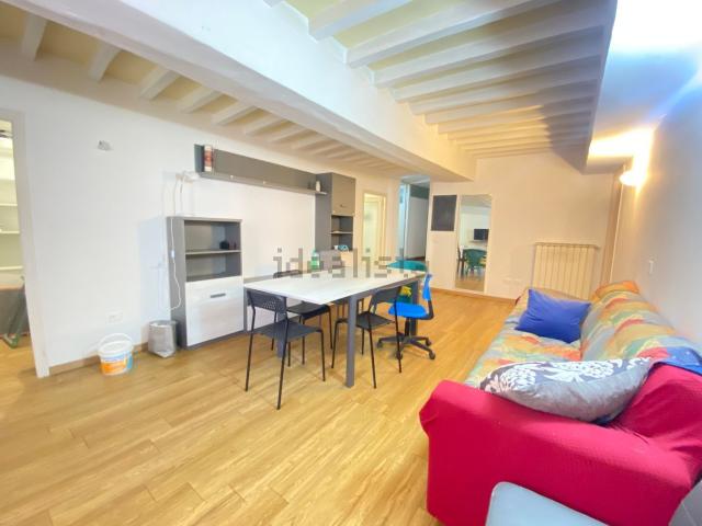 Appartamento in vendita di 100 m² in Via dei Priori, 35