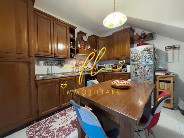 Appartamento in vendita di 100 m² in Via dei Salici