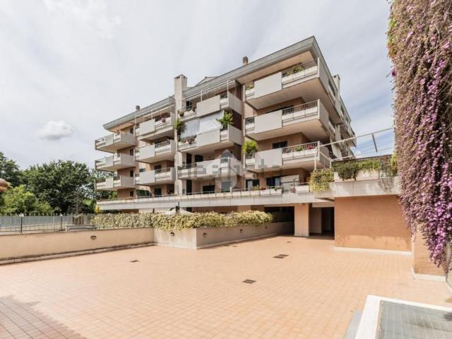 Appartamento in vendita di 100 m² in Via dei Tigli, 2