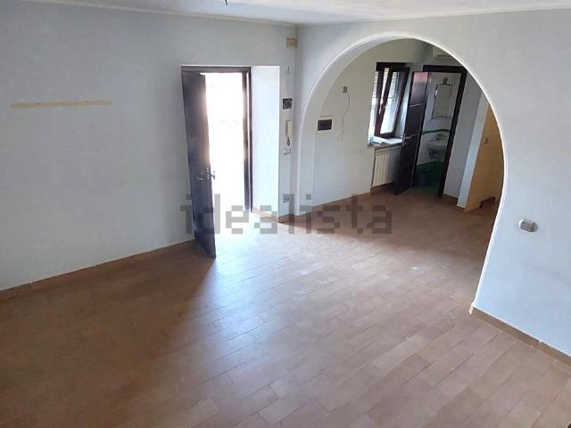 Appartamento in vendita di 100 m² in Via del Mare, 116