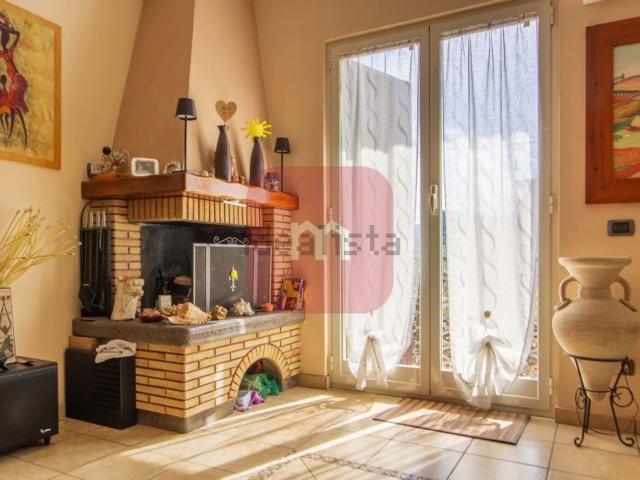 Appartamento in vendita di 100 m² in Via del Campo Sportivo