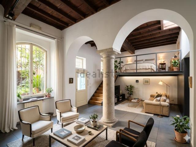 Appartamento in vendita di 100 m² in Via del Lauro