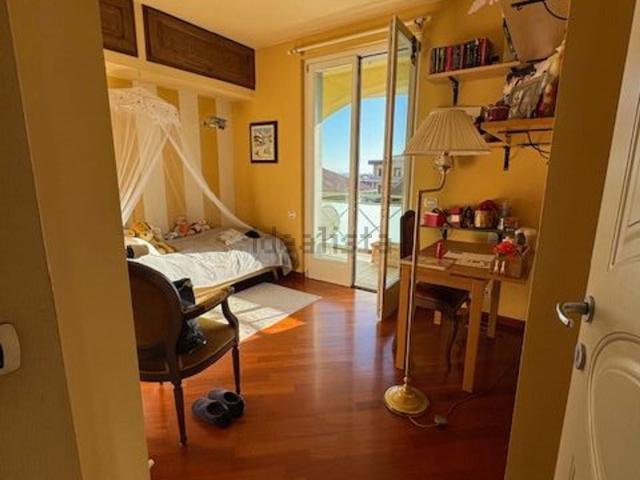 Appartamento in vendita di 100 m² in Via del Parco, 4