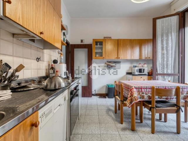 Appartamento in vendita di 100 m² in Via del Porto, 40