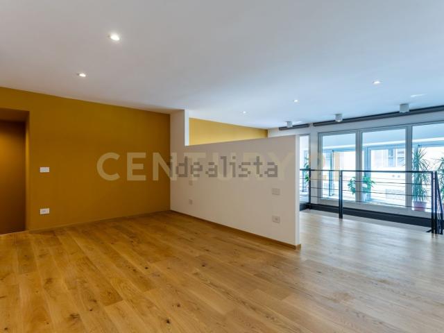 Appartamento in vendita di 100 m² in Via dell&apos Olmata, 30