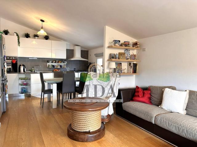 Appartamento in vendita di 100 m² in Via dell&apos Anitra, 1