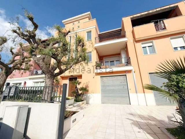 Appartamento in vendita di 100 m² in Via dell&apos Industria, 31