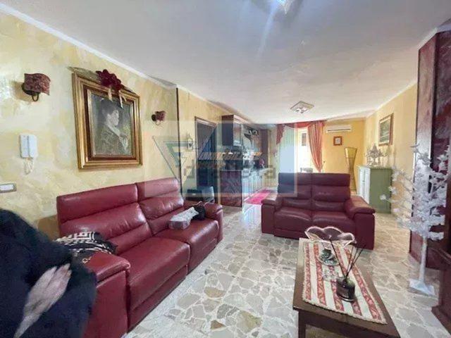 Appartamento in vendita di 100 m² in Via della Consolazione