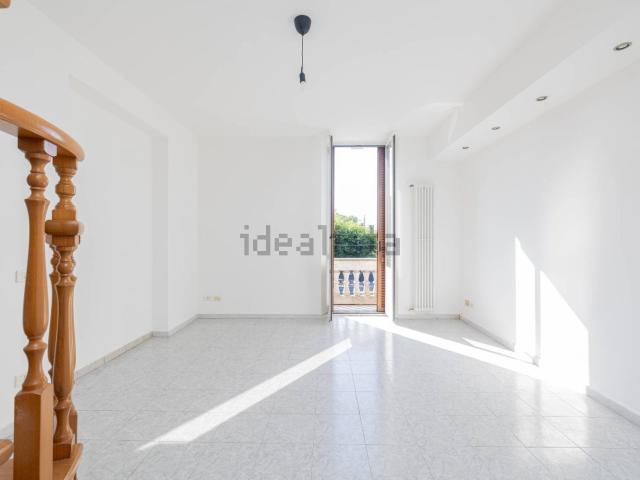 Appartamento in vendita di 100 m² in Via della Chiesa Rossa, 133