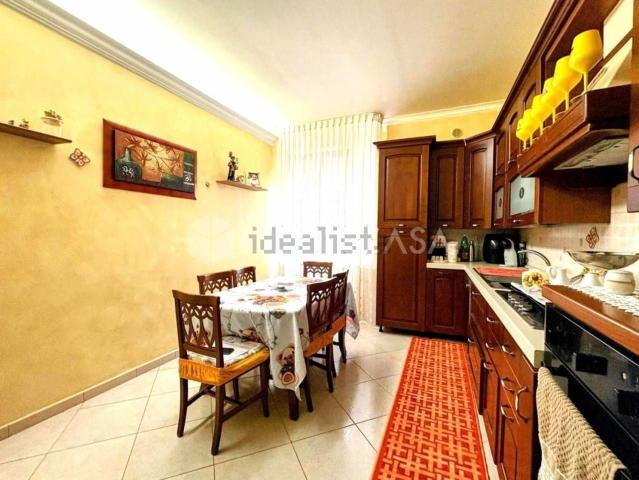 Appartamento in vendita di 100 m² in Via della Fontana