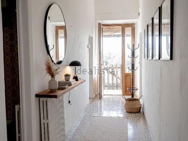 Appartamento in vendita di 100 m² in Via della Villa