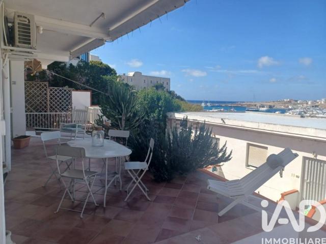 Appartamento in vendita di 100 m² in Via delle Grotte