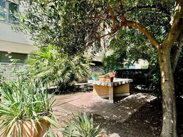 Appartamento in vendita di 100 m² in Via delle Ortensie, 16