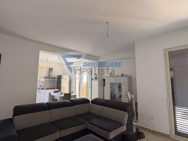 Appartamento in vendita di 100 m² in Via delle Ortensie